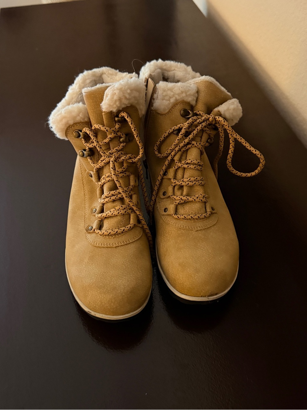 Faux-Shearling Lace-Up Winter Boots in Tan